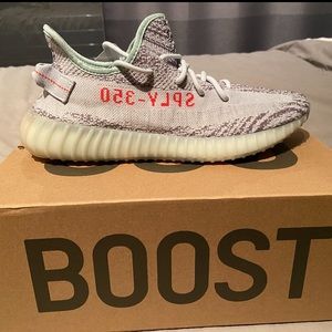 Adidas
Yeezy Boost 350 V2 
“Blue Tint”
